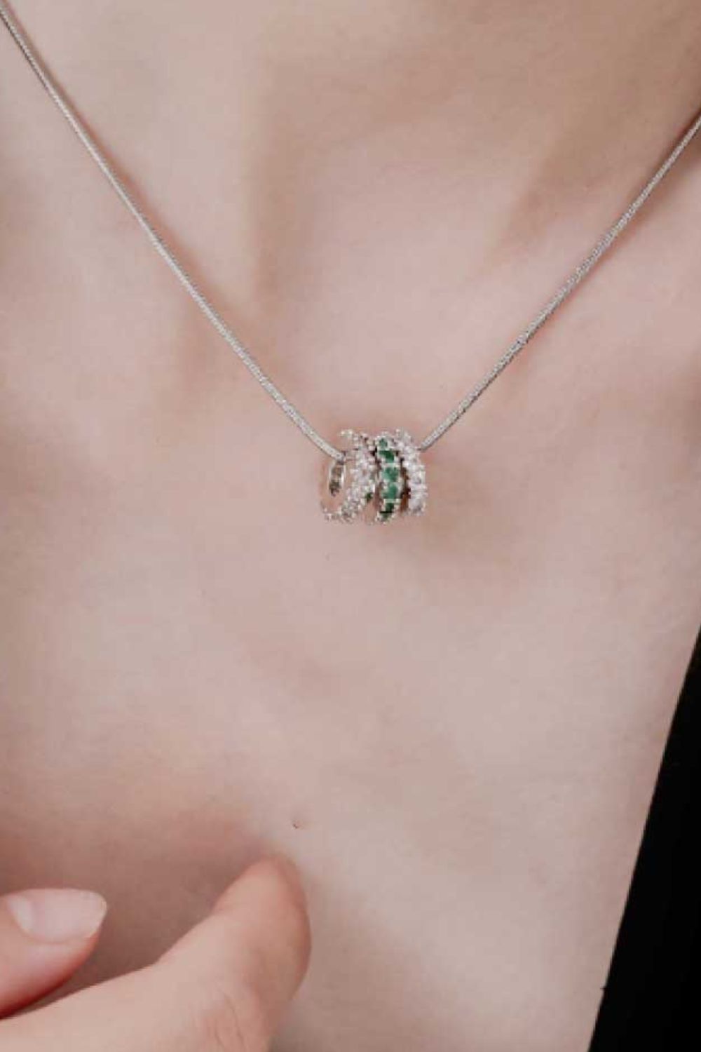 Inlaid Cubic Zirconia Single Pendant