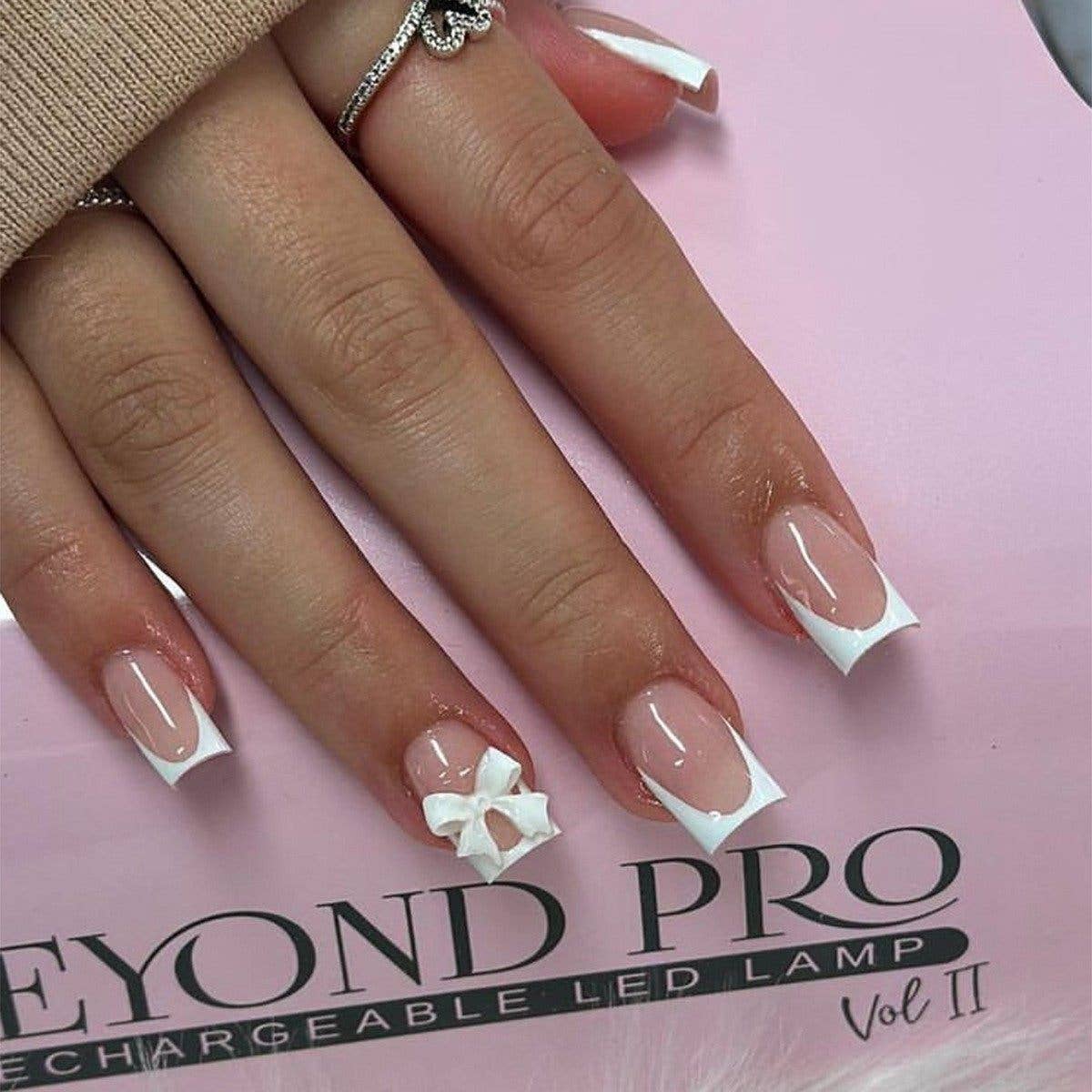 Almond Pure Color Electroplated Nail Art Press On Nails