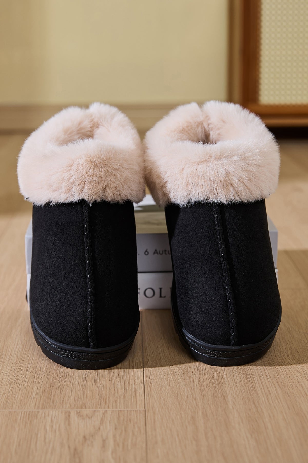 Faux Fur Round Toe Platform Slippers