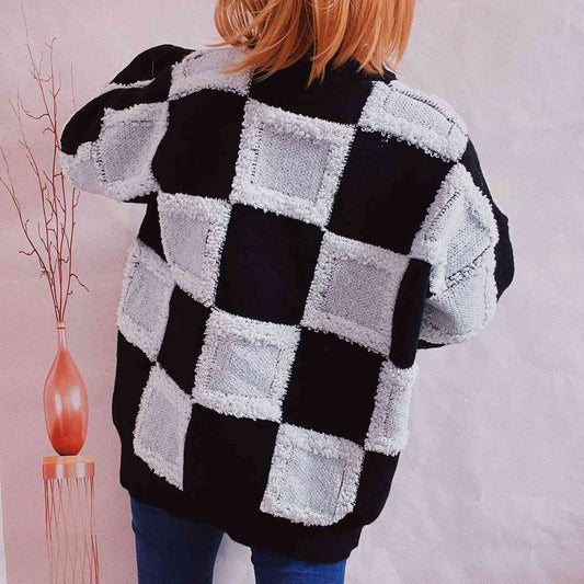 Checkered Round Neck Long Sleeve Sweater