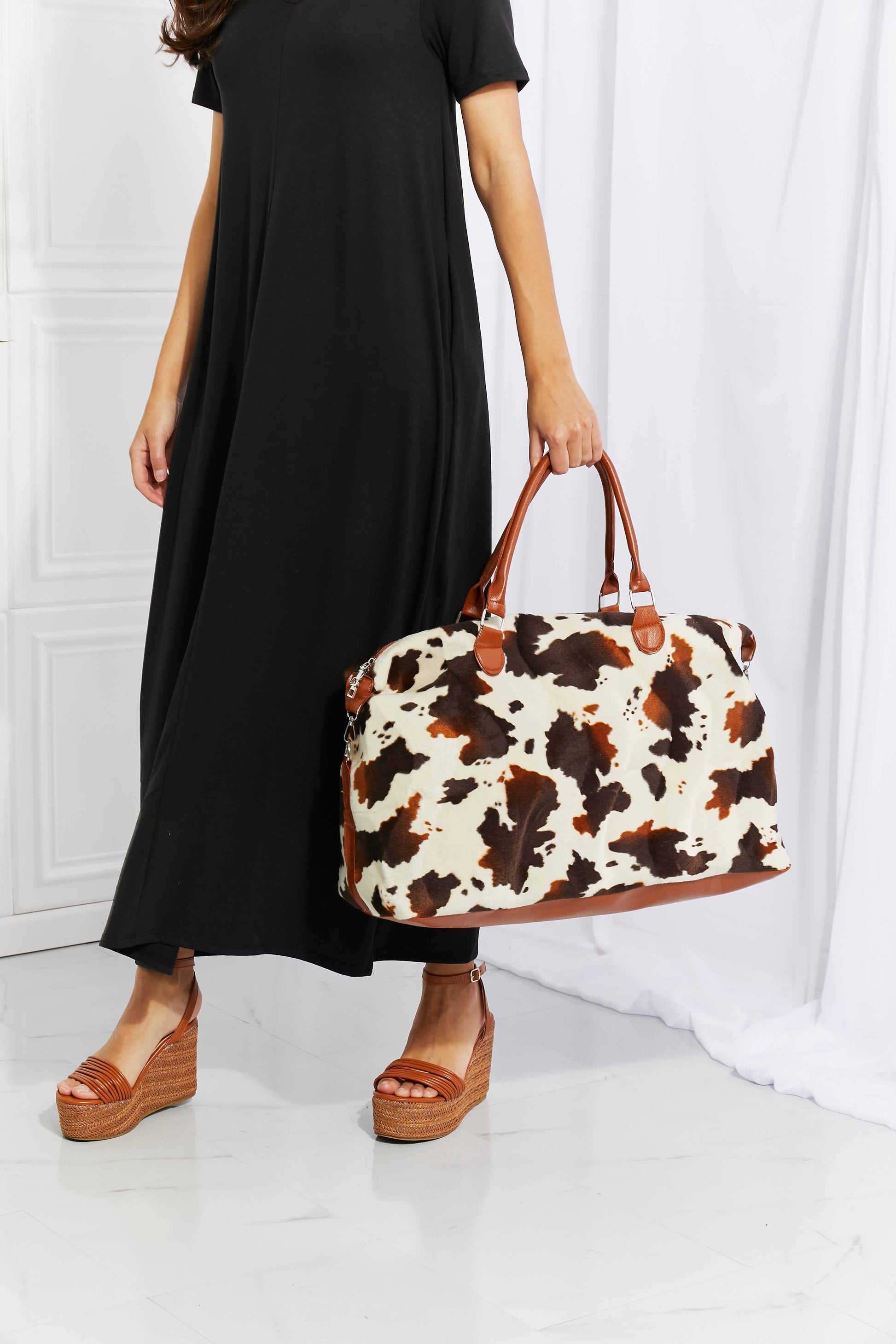 Animal Print Plush Weekender Bag - GlamZation