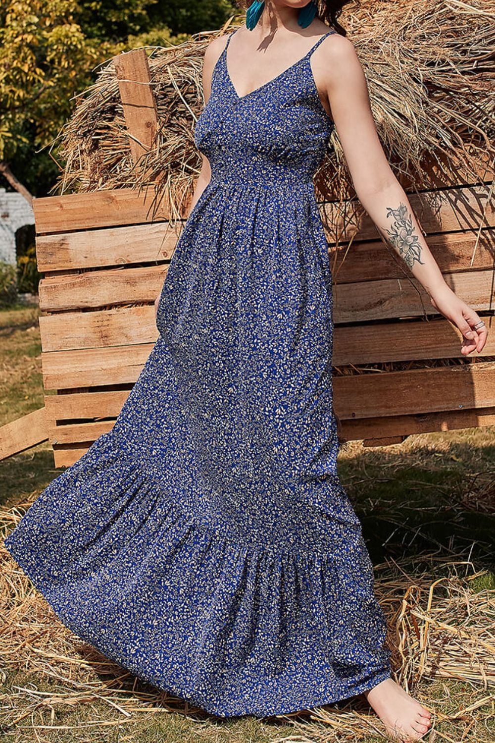 Ditsy Floral Spaghetti Strap Maxi Dress - GlamZation