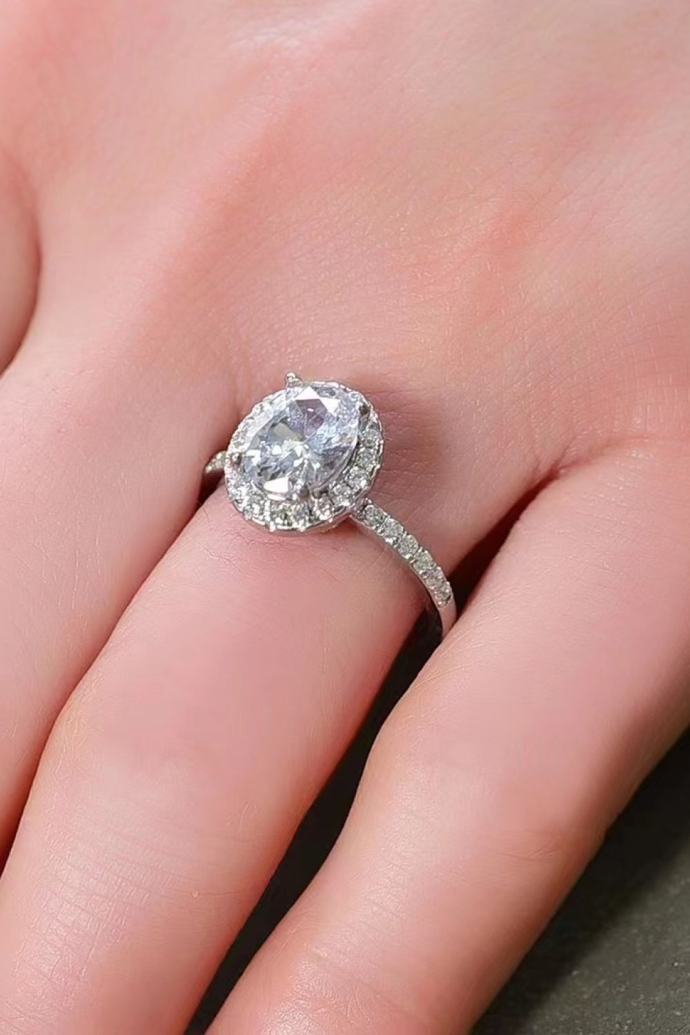 2 Carat Moissanite 18k Platinum-Plated Ring - GlamZation