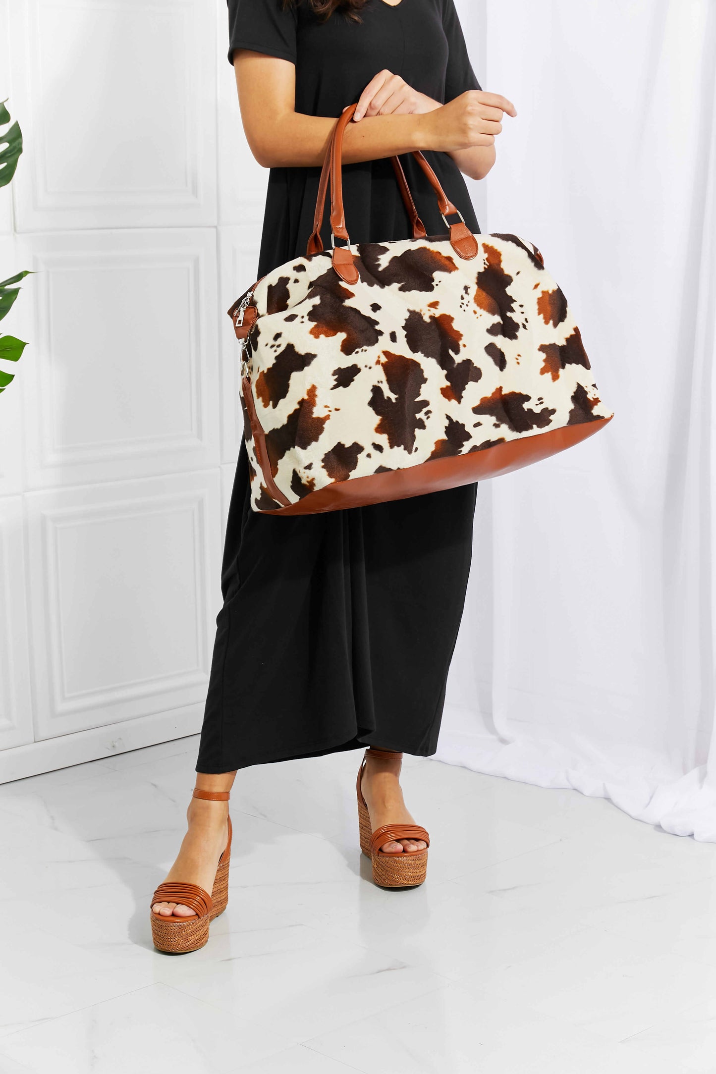 Animal Print Plush Weekender Bag - GlamZation