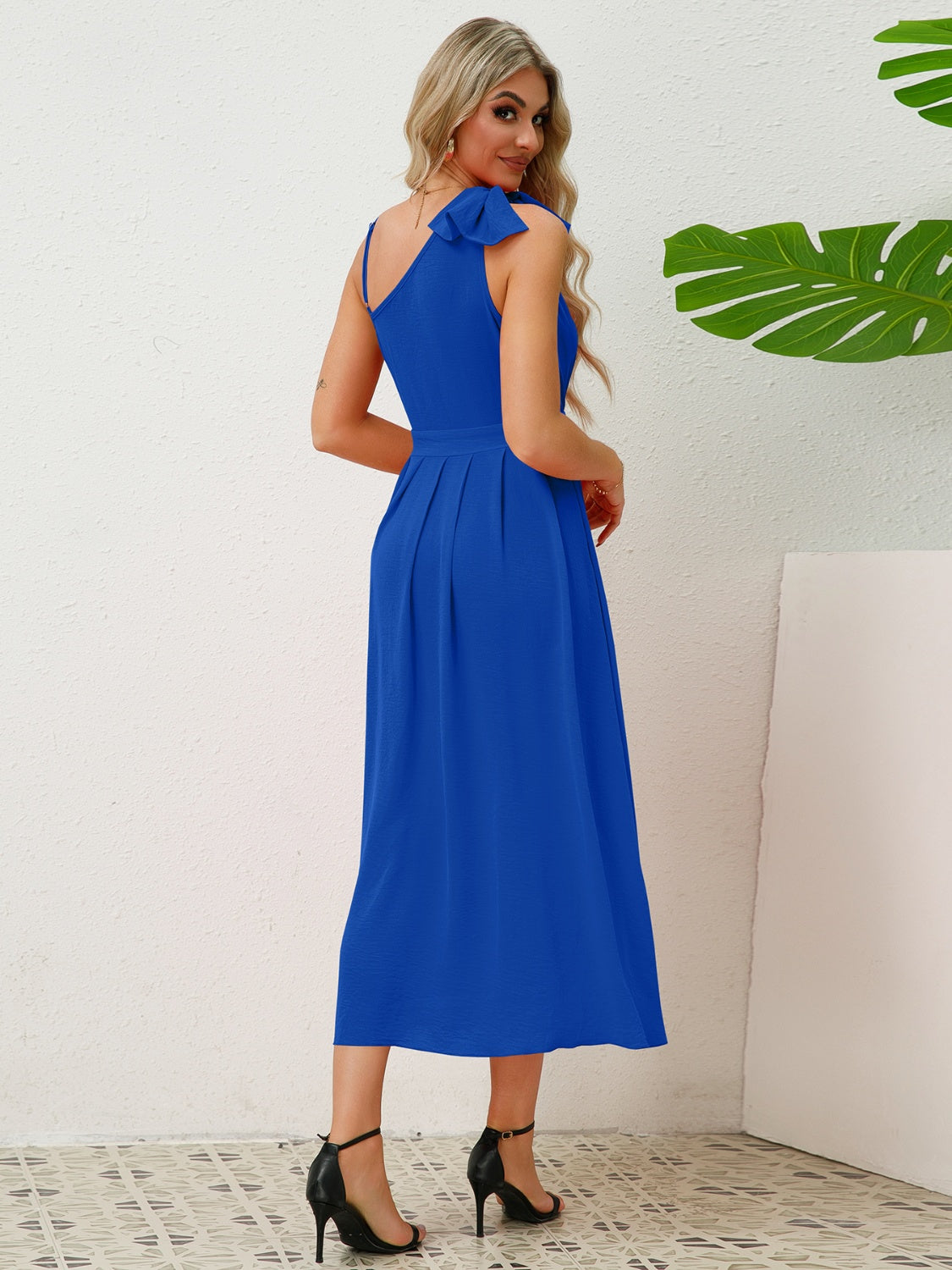 Bow Asymmetrical Neck Sleeveless Dress