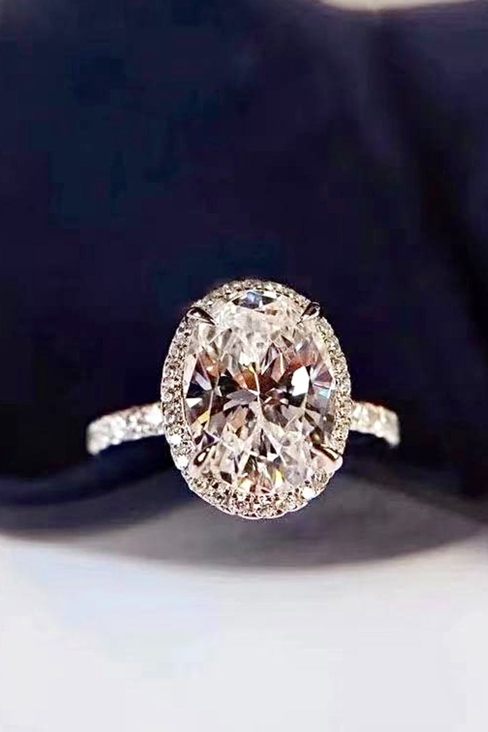 2 Carat Moissanite 18k Platinum-Plated Ring - GlamZation