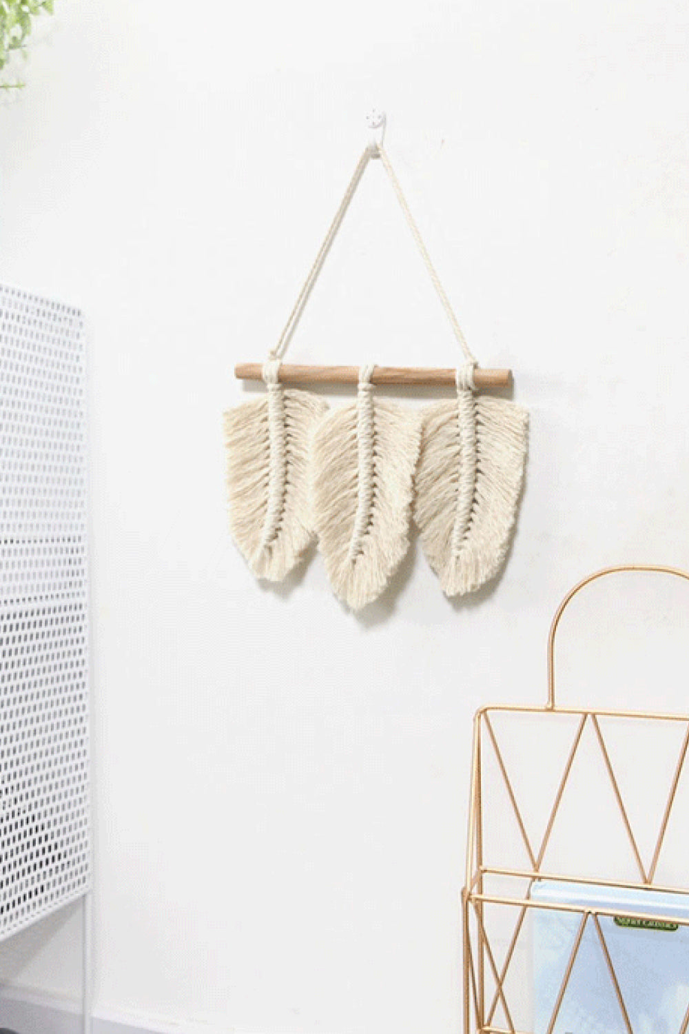 Feather Wall Hanging - GlamZation