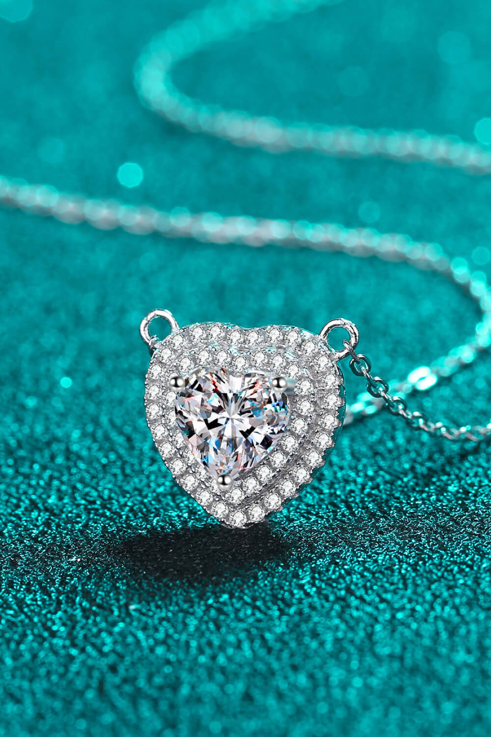 Moissanite Heart Pendant Chain Necklace