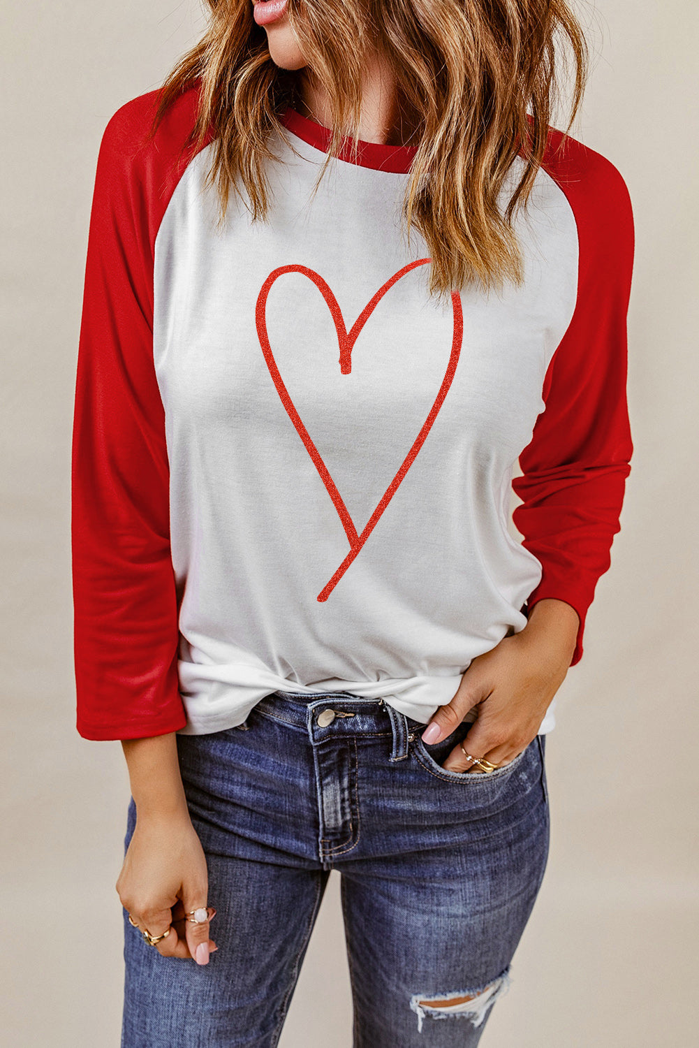 Contrast Baseball Sleeve Heart Graphic Top - GlamZation