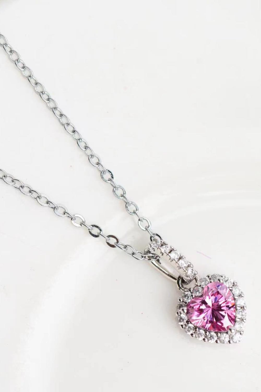 1 Carat Moissanite Heart Pendant Necklace - GlamZation