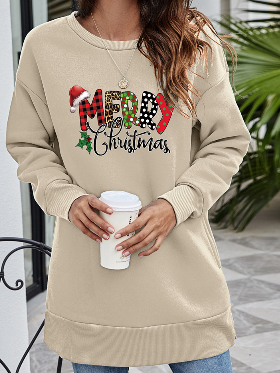 MERRY CHRISTMAS Graphic Sweatshirt